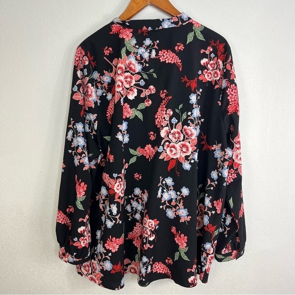 2/$25 Lane Bryant Black Floral Business Casual Lightweight Tie Front Blouse 18 - Picture 2 of 12